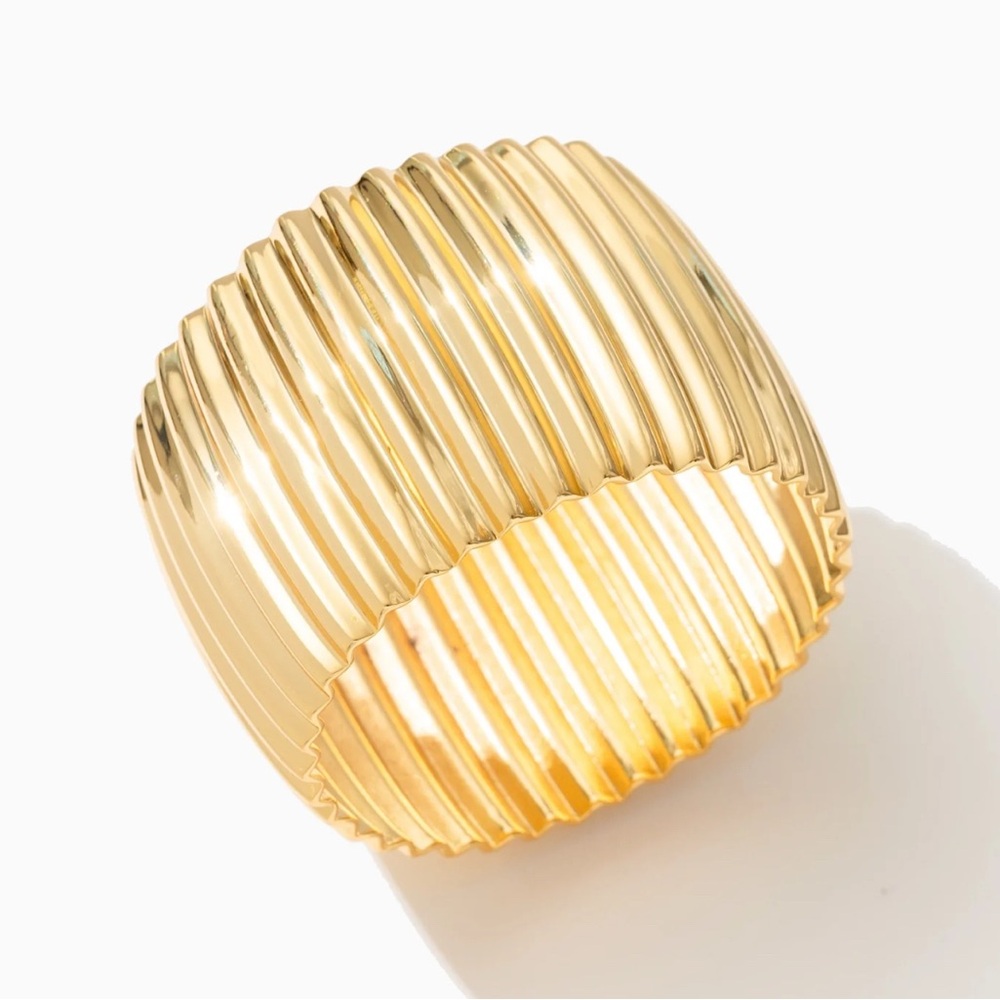 NWT ⚜️👑⚜️ House of Harlow 1960 Gorgeous Brushed Gold Toned Stretch Bracelet - Picture 5 of 5
